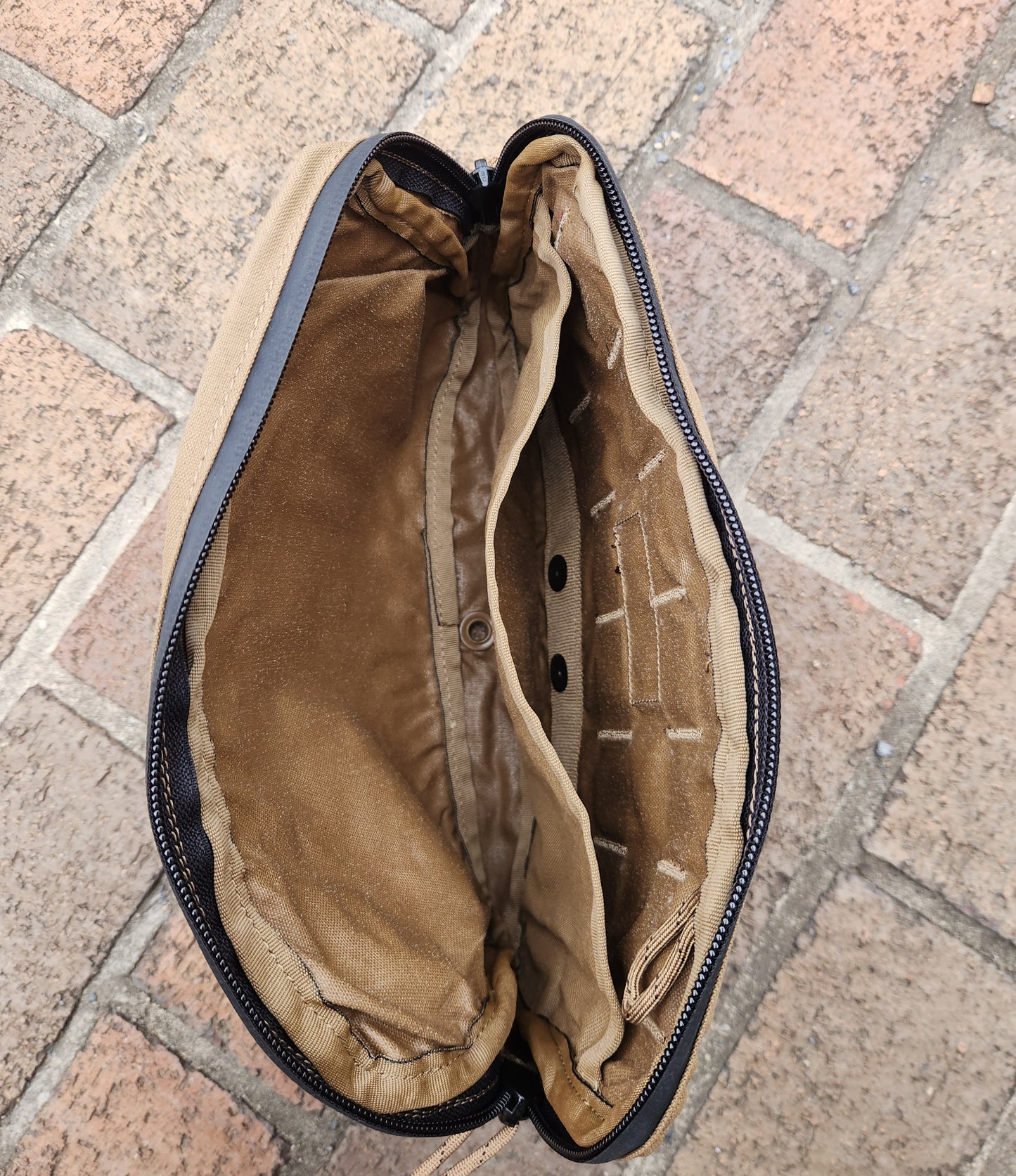 USMC Coyote Assault Pouch